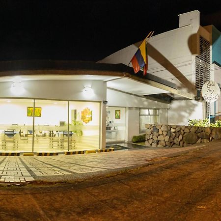 Hotel Regine'S Манисалес Экстерьер фото